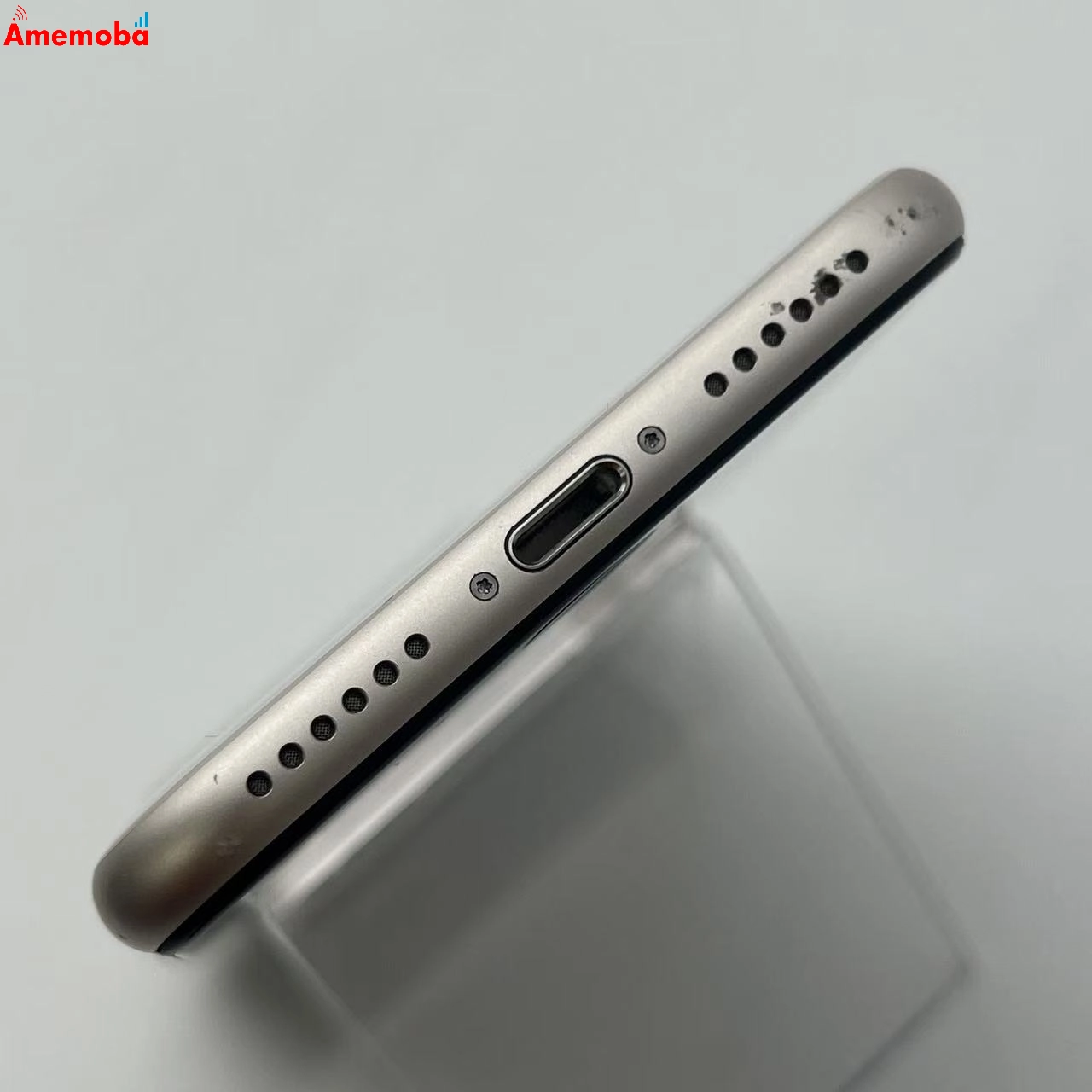 iPhoneSE 第3世代 128GB スターライト MMYG3J/A SIMフリー 美品