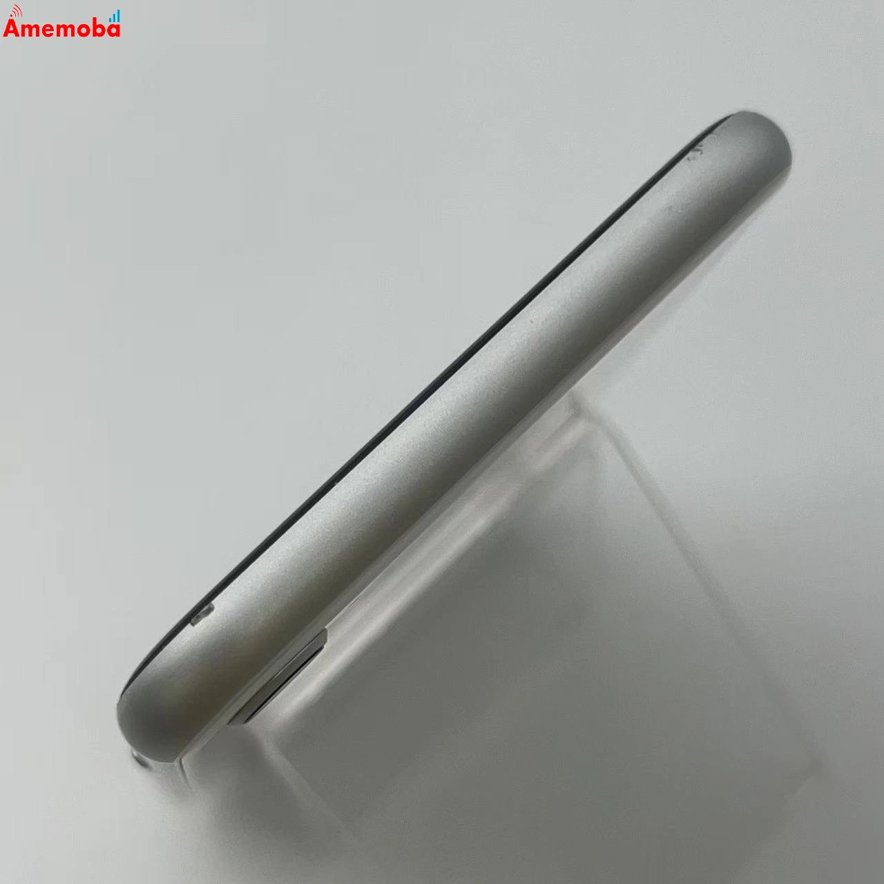 iPhoneSE 第2世代 64GB ホワイト MHGQ3J/A SoftBank版SIMフリー 美品