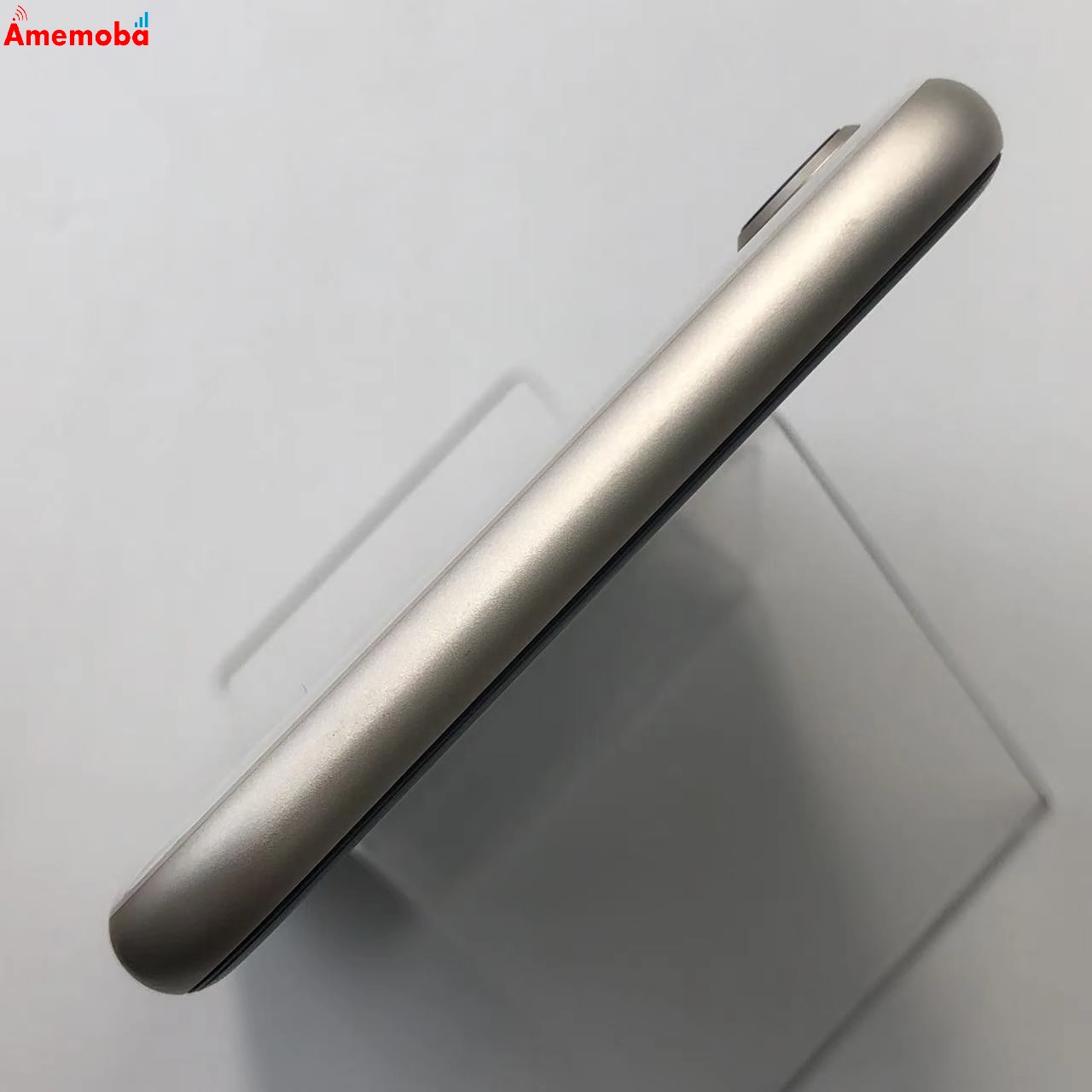 iPhoneSE 第3世代 64GB スターライト MMYD3J/A SoftBank版SIMフリー 美品