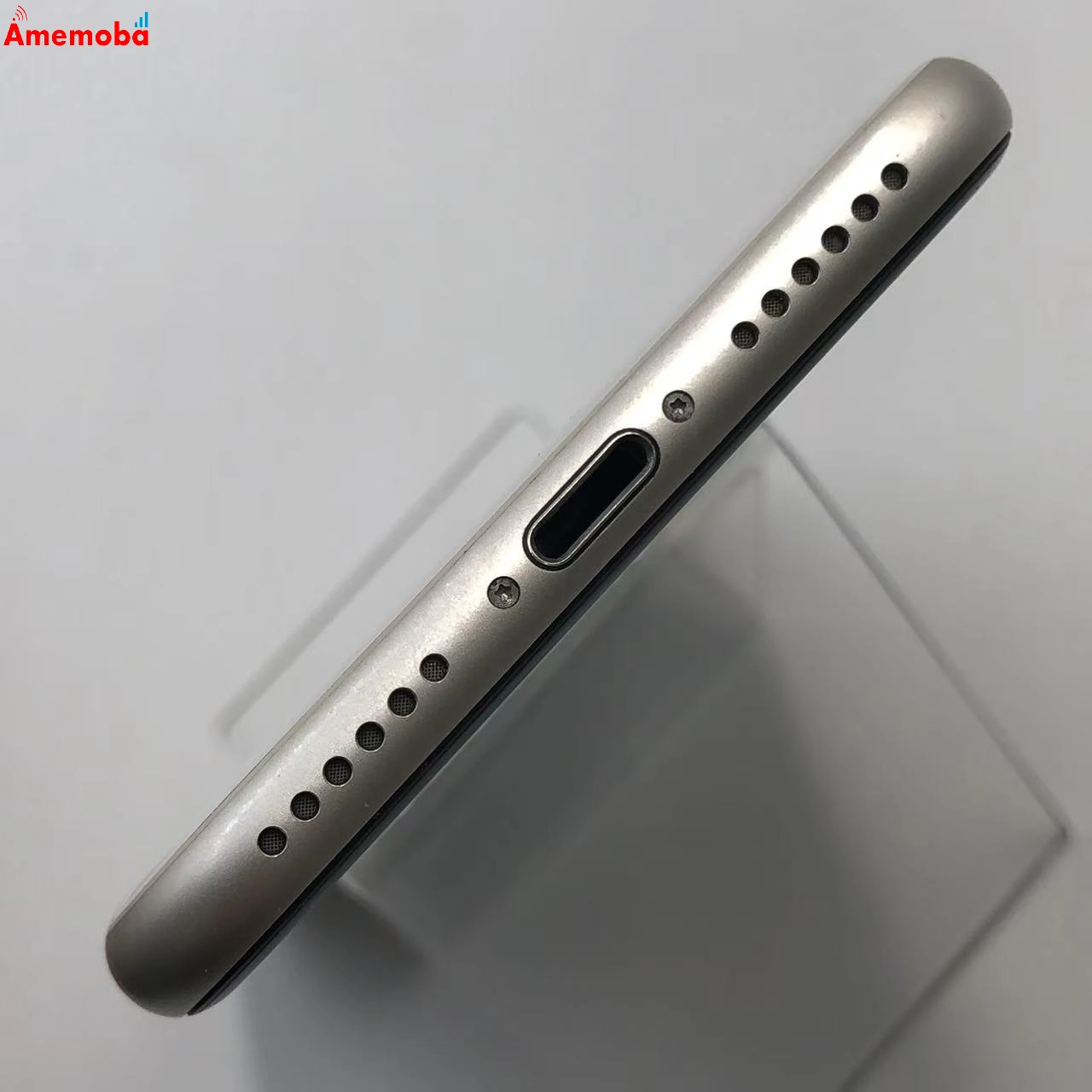 iPhoneSE 第3世代 64GB スターライト MMYD3J/A SoftBank版SIMフリー 極美品