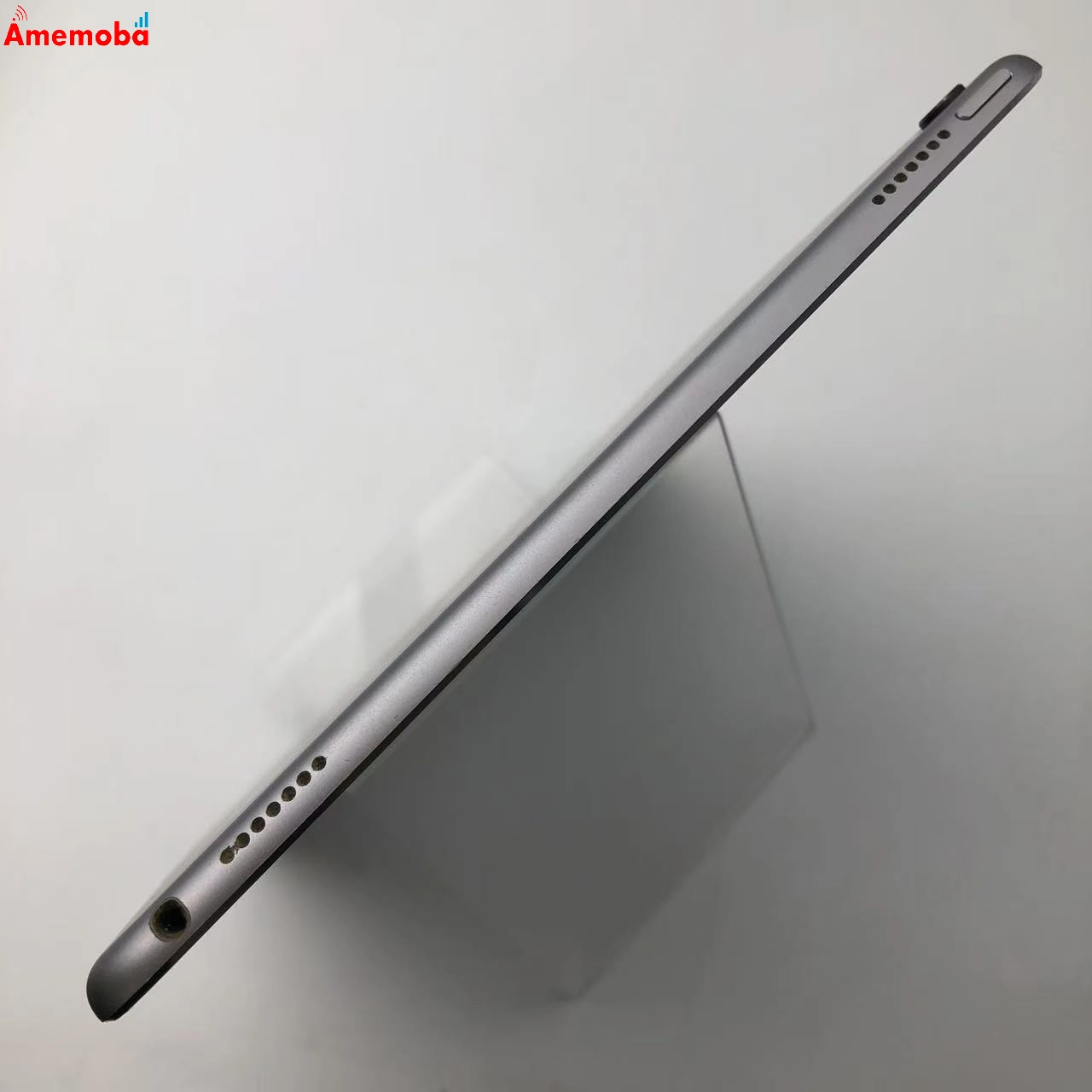 iPad Pro 9.7インチ Wi-Fiモデル 128GB スペースグレイ MLMV2J/A 訳あり品