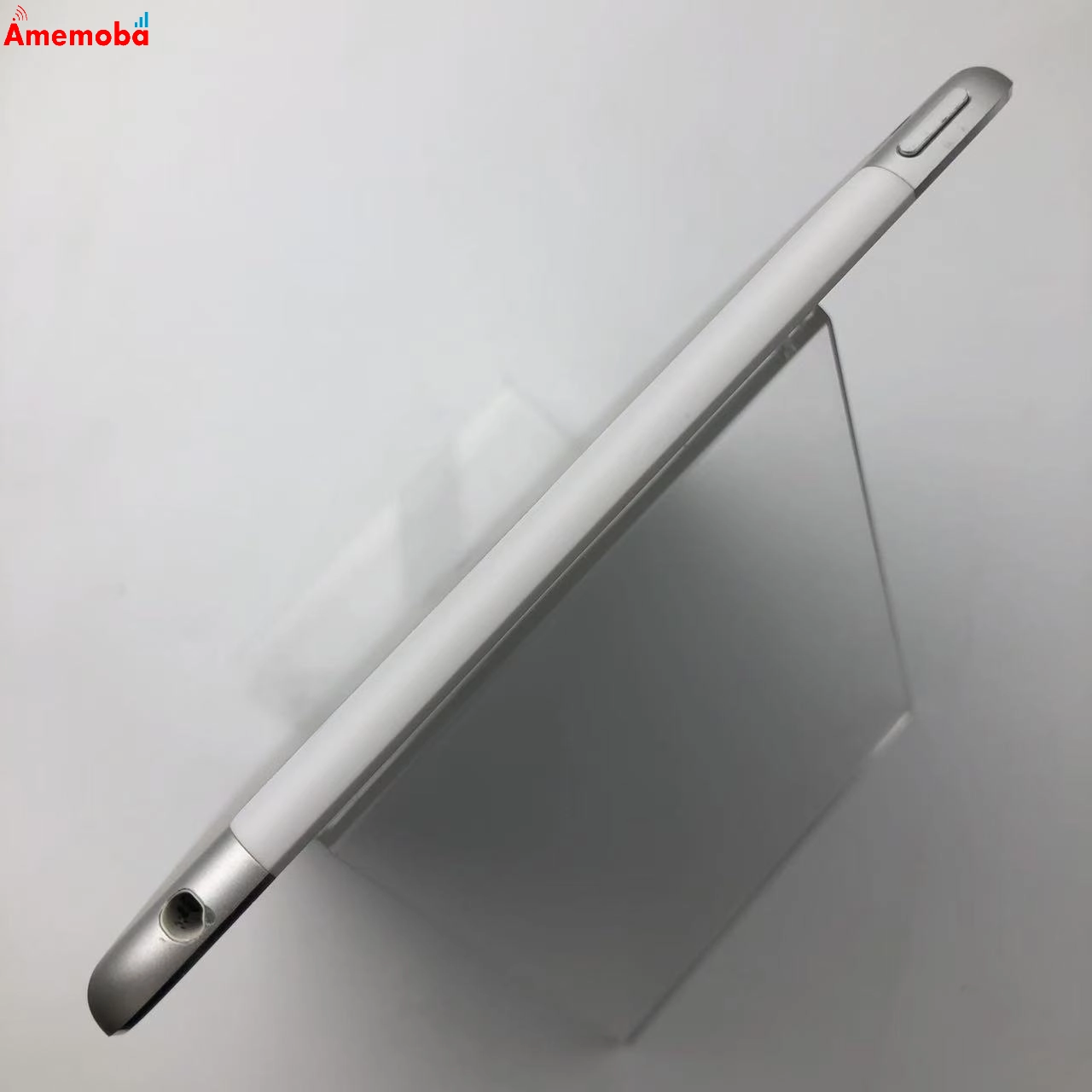 iPad mini 第4世代 64GB シルバー NK732J/A Apple版SIMフリー 訳あり品