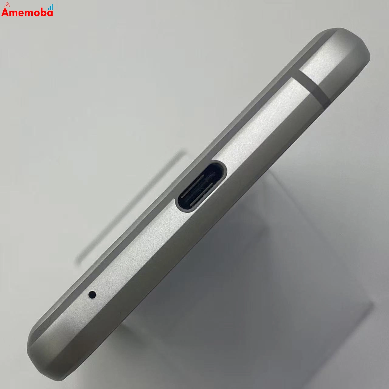 AQUOS sense3 basic 32GB シルバー  SHV48  AU版SIMフリー 新品同様 シルバ- au