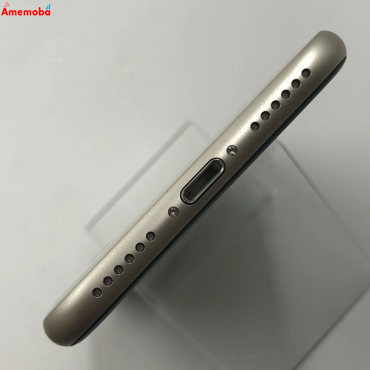 iPhoneSE 第3世代 64GB スターライト MMYD3J/A AU版SIMフリー 新品同様