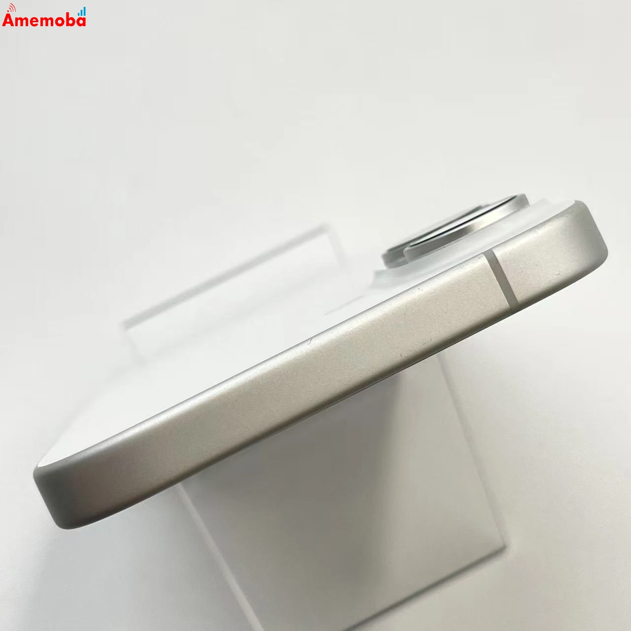 iPhone16 128GB ホワイト MYDR3J/A docomo版SIMフリー 新品同様