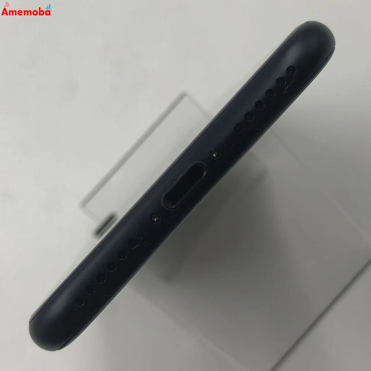 iPhoneSE 第3世代 64GB ミッドナイト NMYC3J/A AU版SIMフリー 新品同様