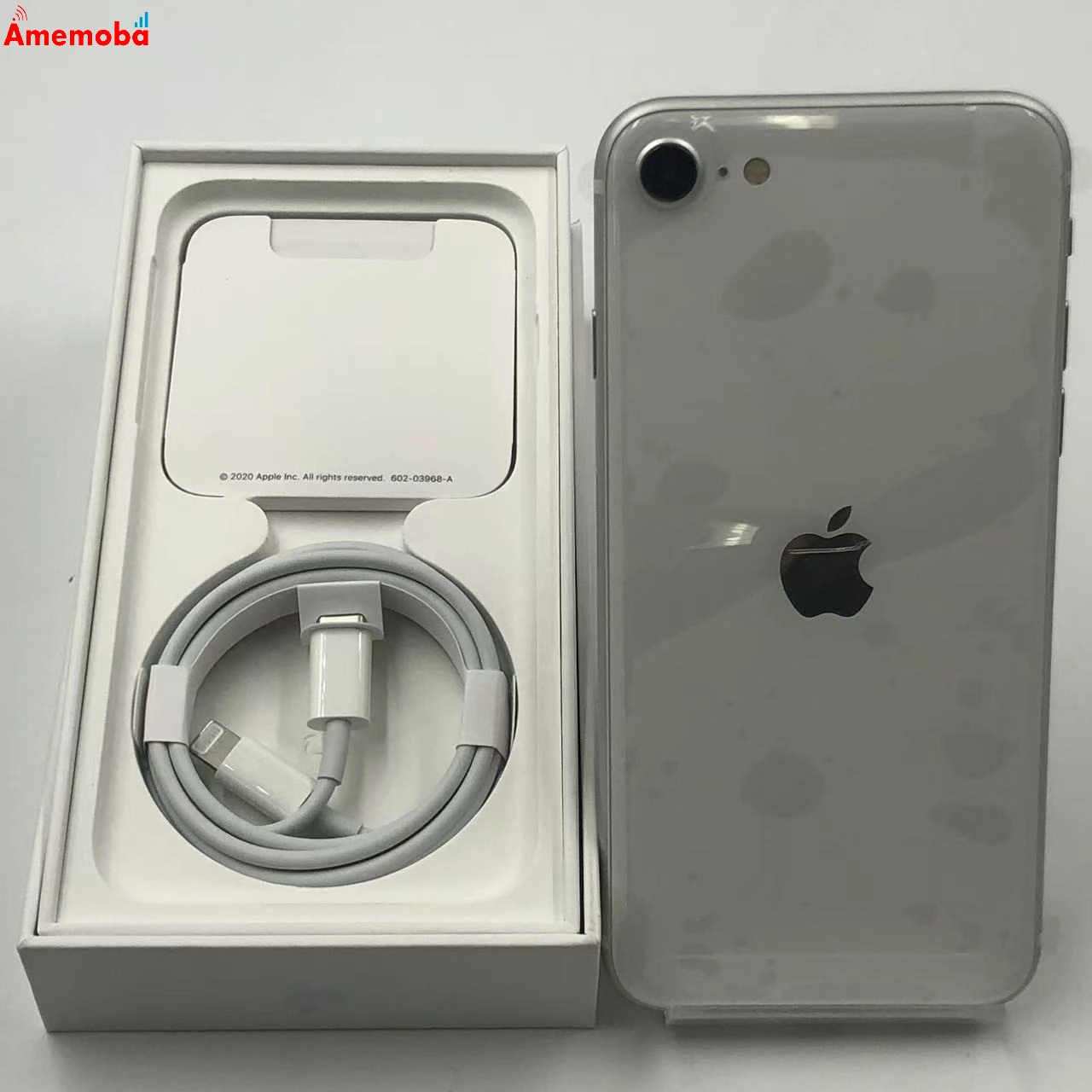 iPhoneSE 第2世代 64GB ホワイト MHGQ3J/A docomo版SIMフリー 未使用品