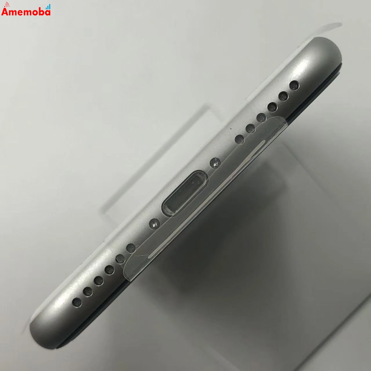 iPhoneSE 第2世代 64GB ホワイト MHGQ3J/A docomo版SIMフリー 未使用品