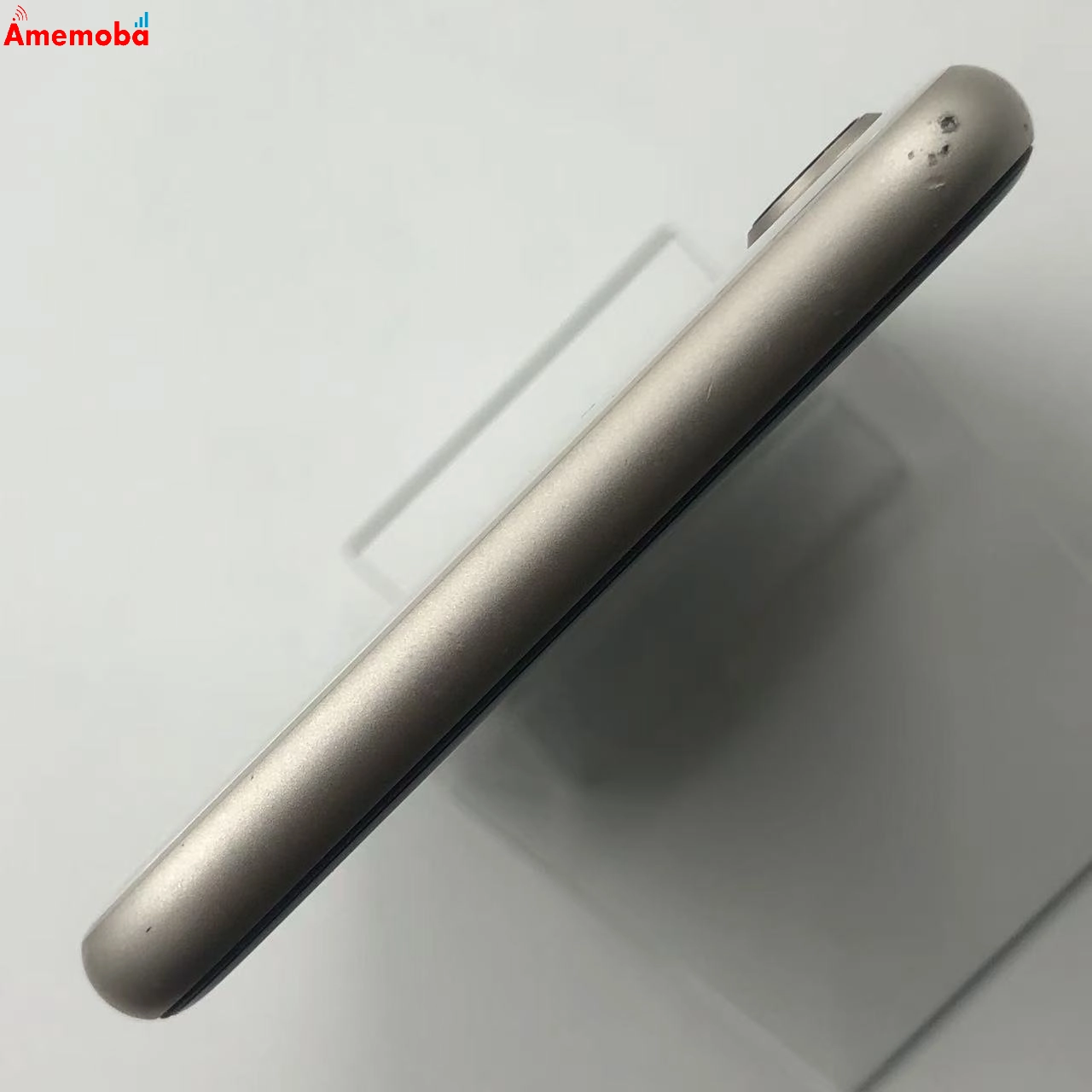 iPhoneSE 第3世代 128GB スターライト MMYG3J/A SoftBank版SIMフリー