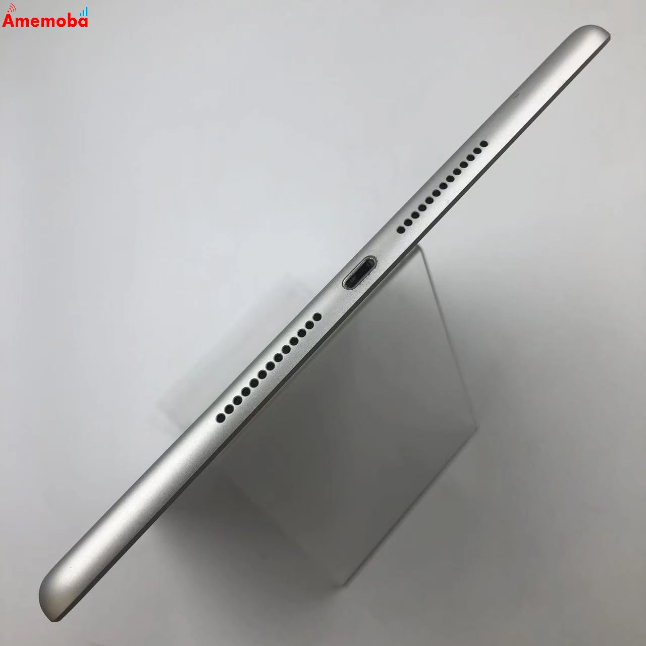 iPad 第8世代 Wi-Fiモデル 128GB シルバー MYLE2ZP/A