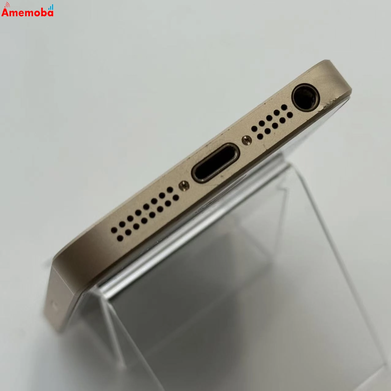 iPhoneSE 16GB ゴールド MLXM2J/A docomo版