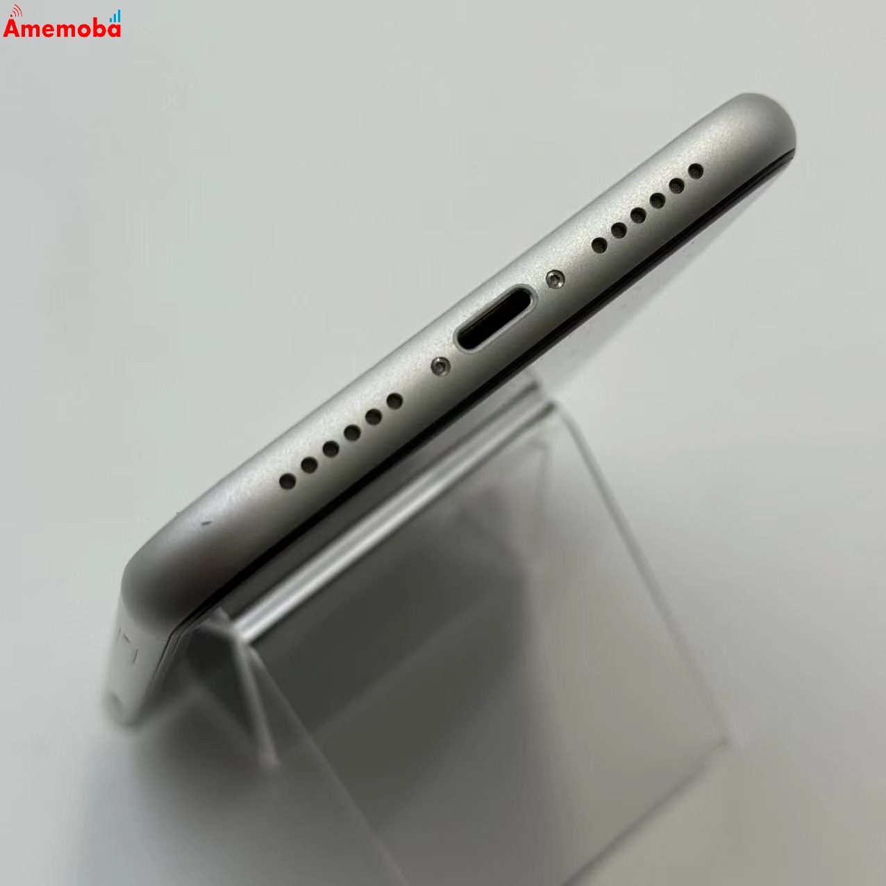 iPhoneXR 128GB ホワイト NT0J2J/A docomo版SIMフリー ジャンク品