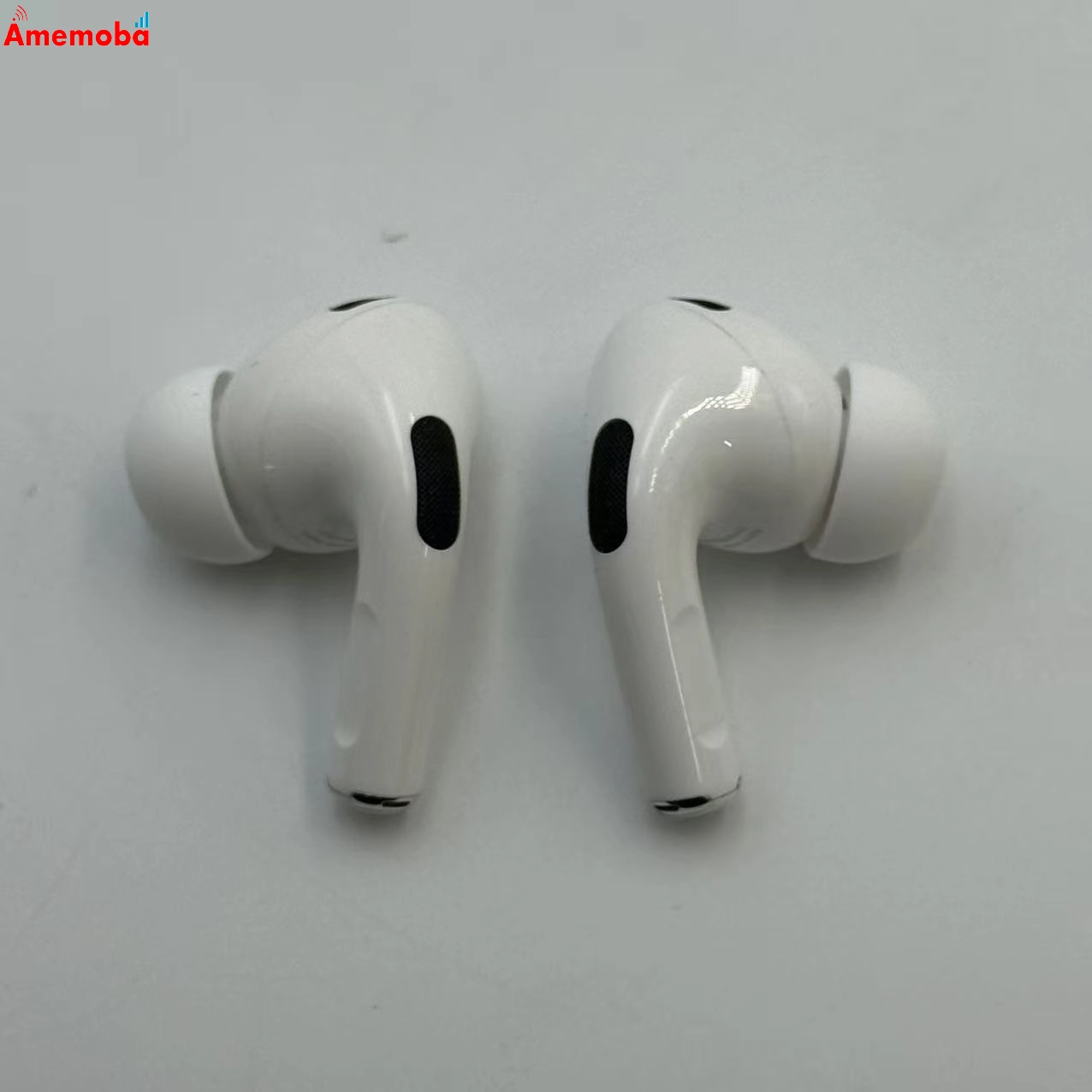 AirPods Pro 第2世代 MagSafe充電ケース(USB-C)付き ホワイト MTJV3J/A