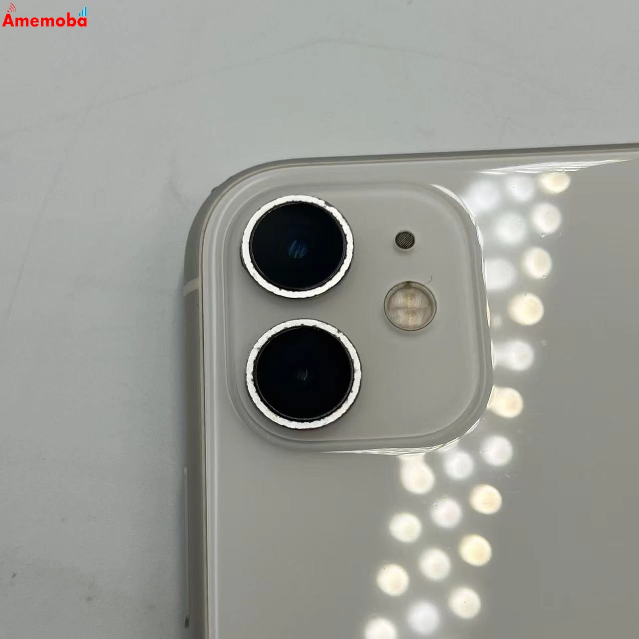 iPhone11 64GB ホワイト MWLU2J/A docomo版SIMフリー