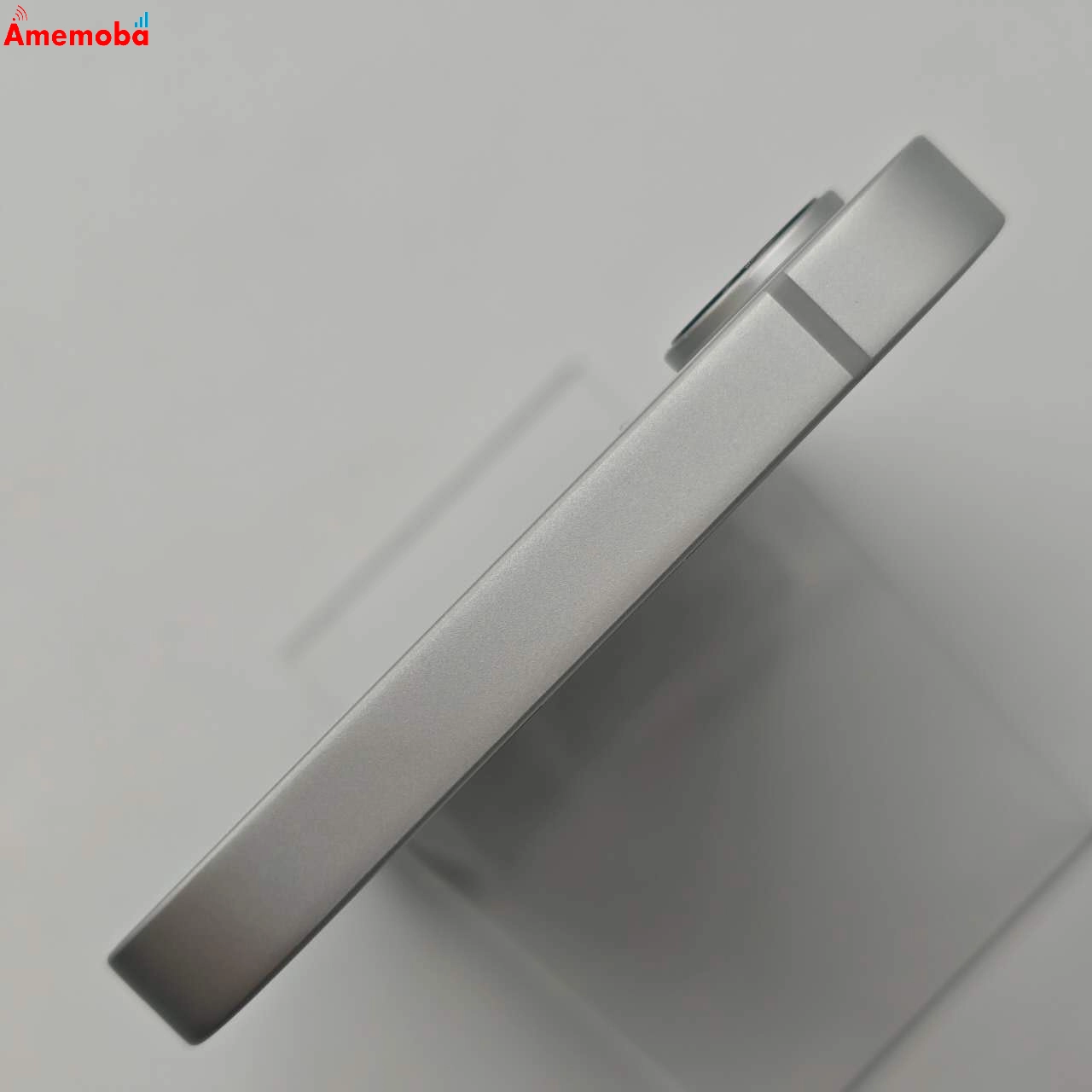 iPhone 16e 128GB ホワイト MD1R4J/A Apple版SIMフリー 新品同様