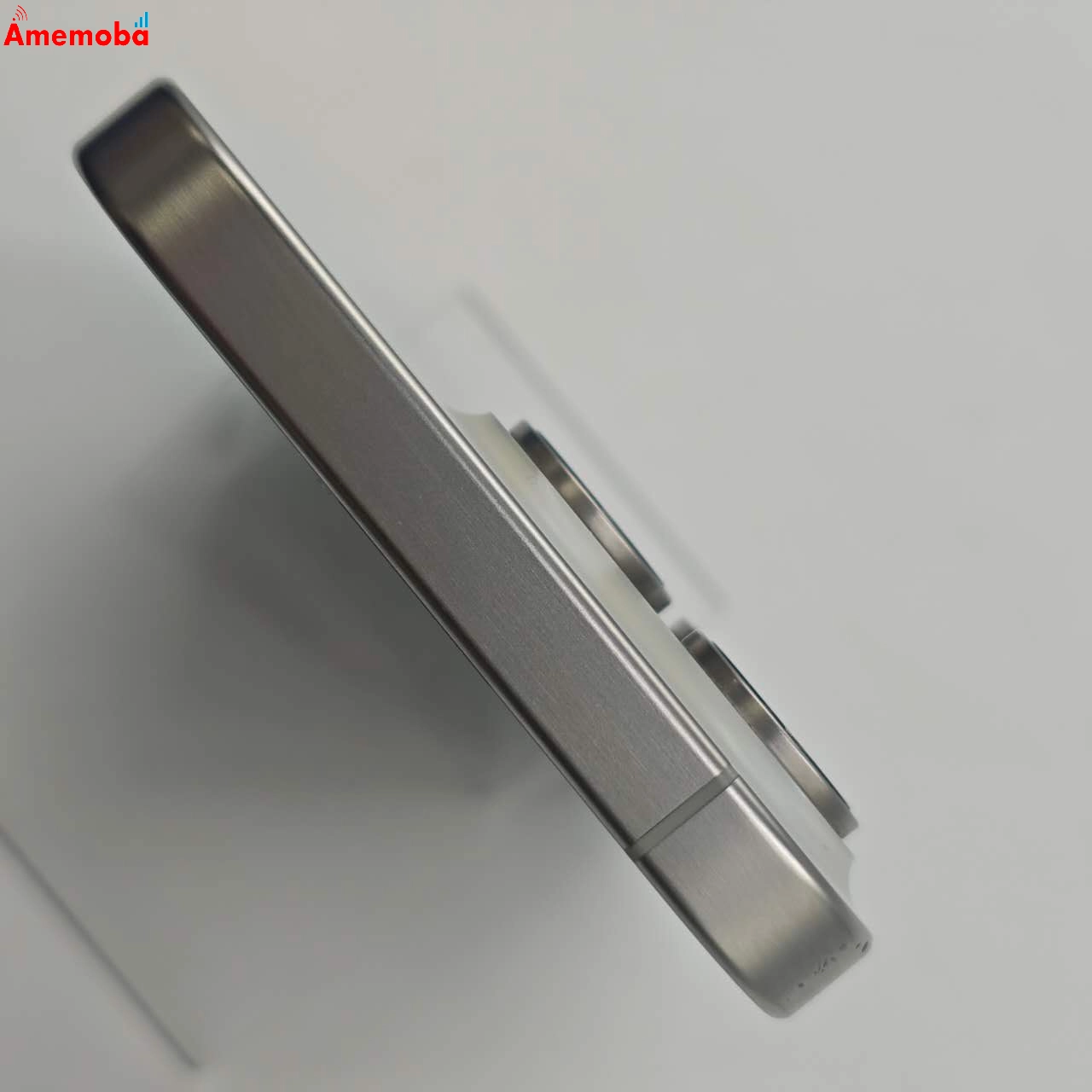 iPhone15 Pro 1TB ホワイトチタニウム MTUR3J/A Apple版SIMフリー 美品