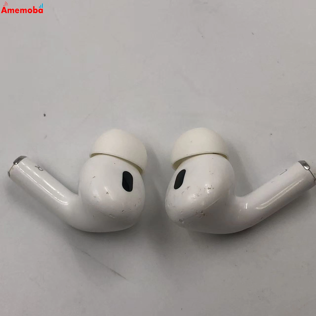 AirPods Pro 第2世代 MagSafe充電ケース(USB-C)付き ホワイト MTJV3J/A
