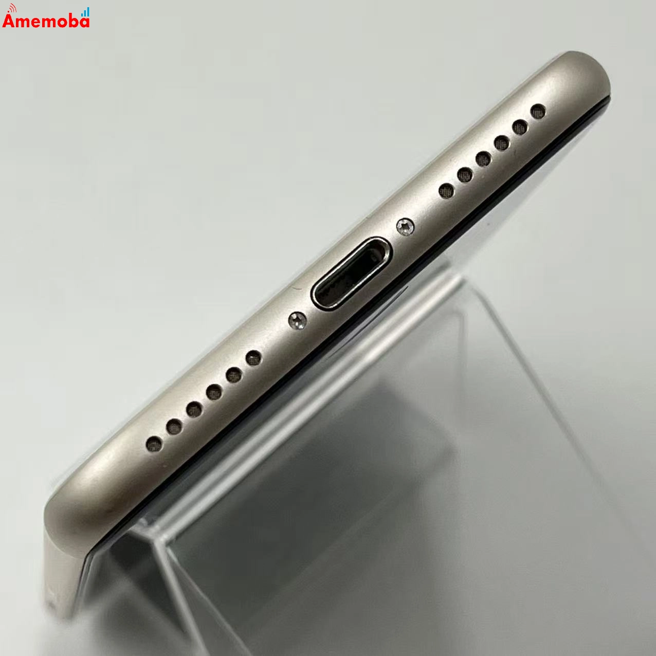 iPhoneSE 第3世代 128GB スターライト MMYG3J/A Apple版SIMフリー 新品同様