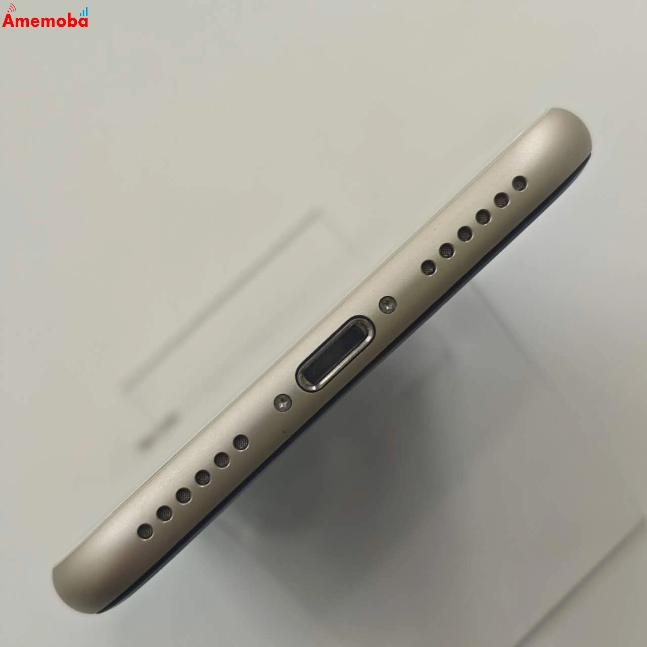 iPhoneSE 第3世代 au Apple 64GB スターライト MMYD3J/A AU版SIMフリー