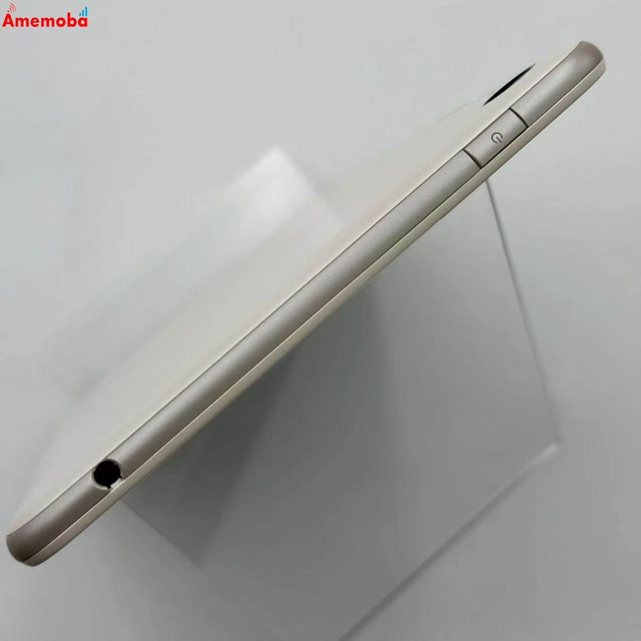 Qua tab QZ8 KYT32 32GB オフホワイト AU版SIMフリー 極美品 au