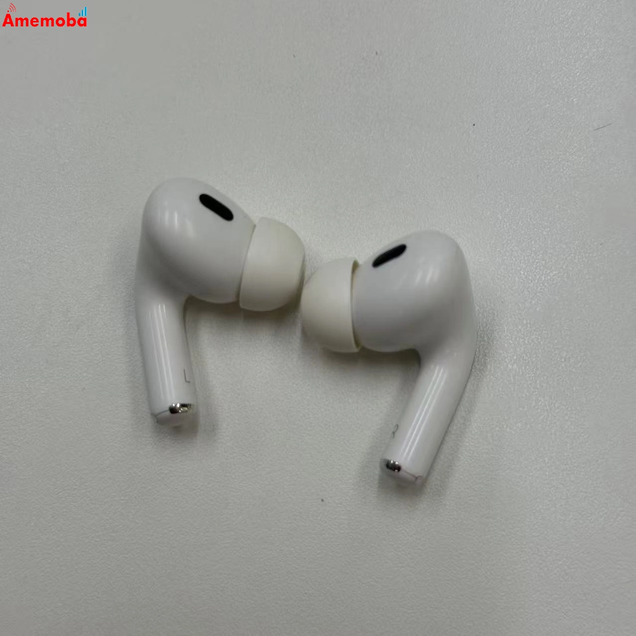 Airpods Pro 第2世代 ー ホワイト MQD83J/A ジャンク品