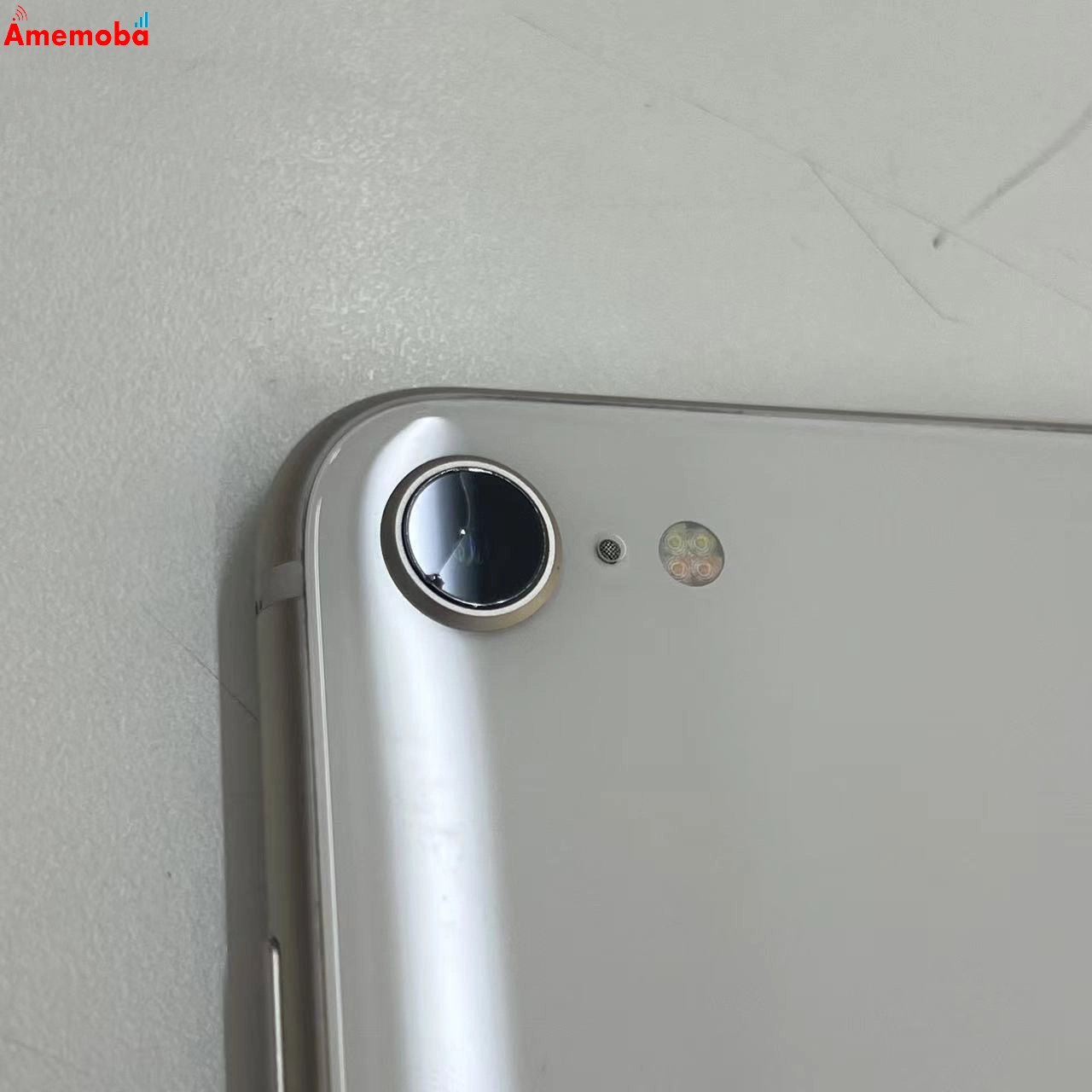 iPhoneSE 第3世代 64GB スターライト MMYD3J/A AU版SIMフリー ジャンク品