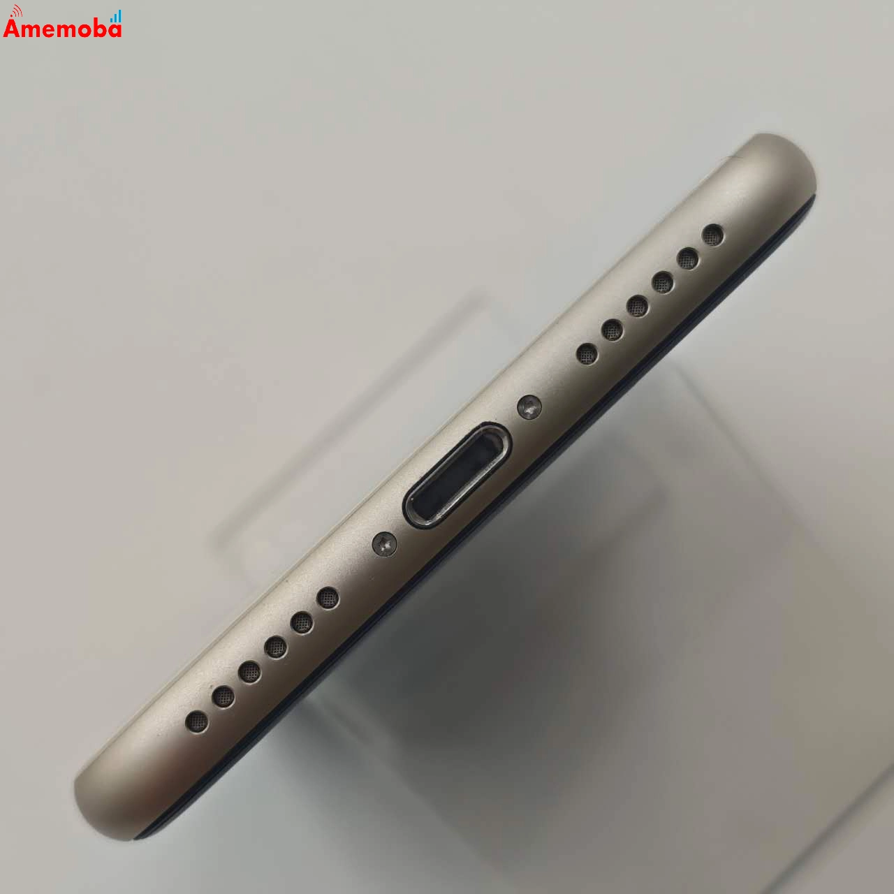 iPhoneSE 第3世代 64GB スターライト MMYD3J/A SoftBank版SIMフリー