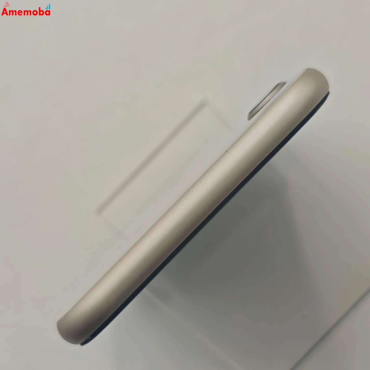 iPhoneSE 第3世代 64GB スターライト MMYD3J/A AU版SIMフリー ジャンク品