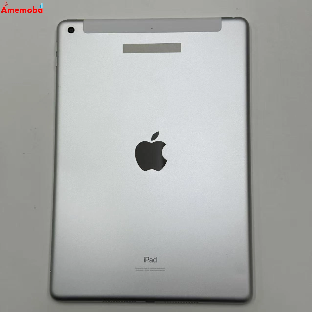 iPad 第8世代 32GB シルバー PYMJ2X/A 海外版SIMフリー 訳あり品