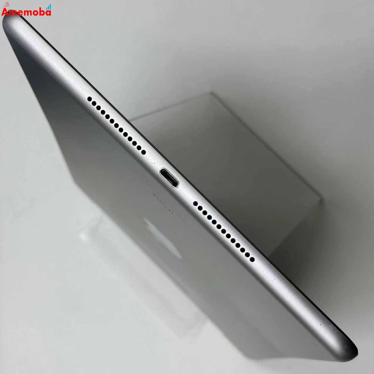 iPad 第8世代 32GB シルバー PYMJ2X/A 海外版SIMフリー 訳あり品