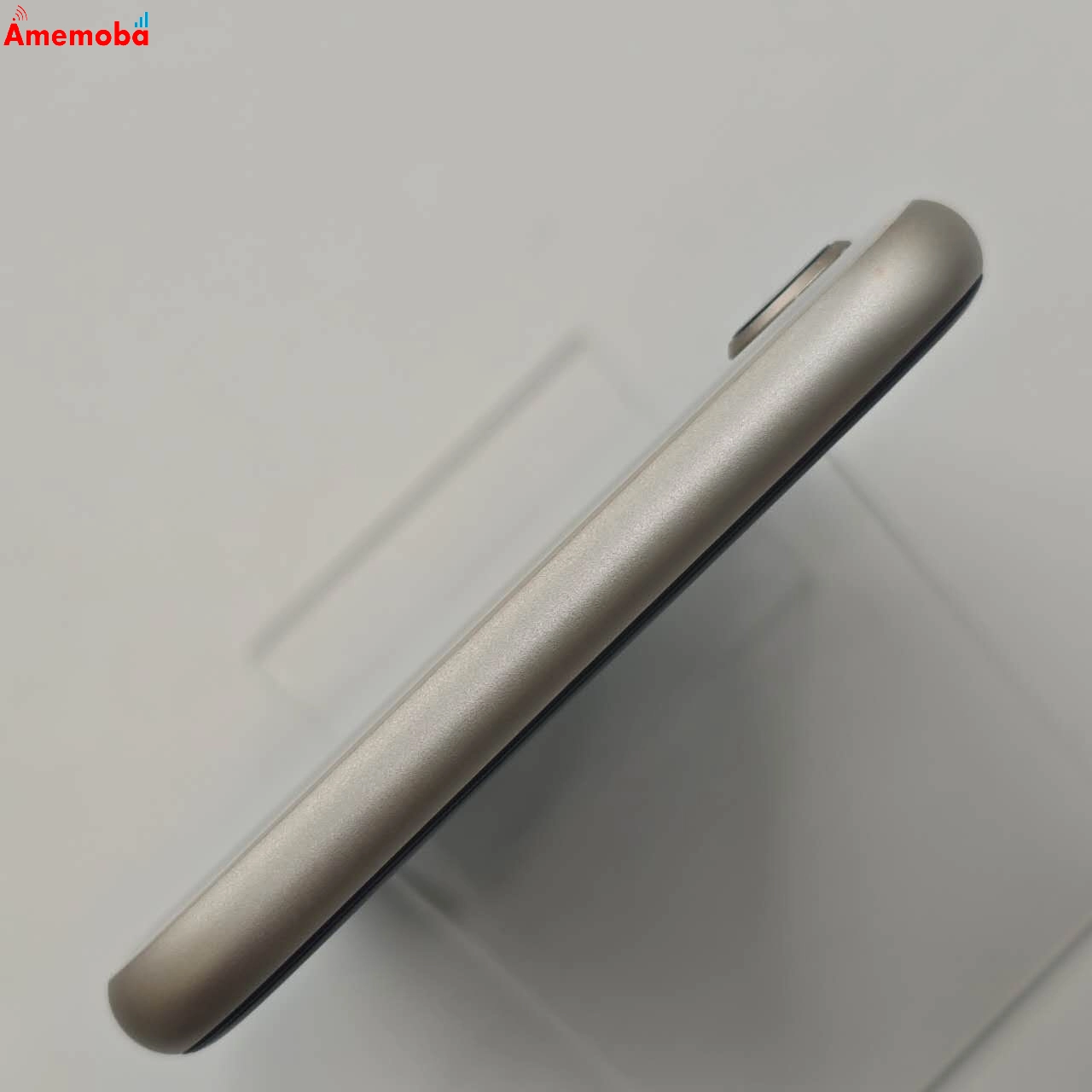 iPhoneSE 第3世代 128GB スターライト MMYG3J/A Apple版SIMフリー