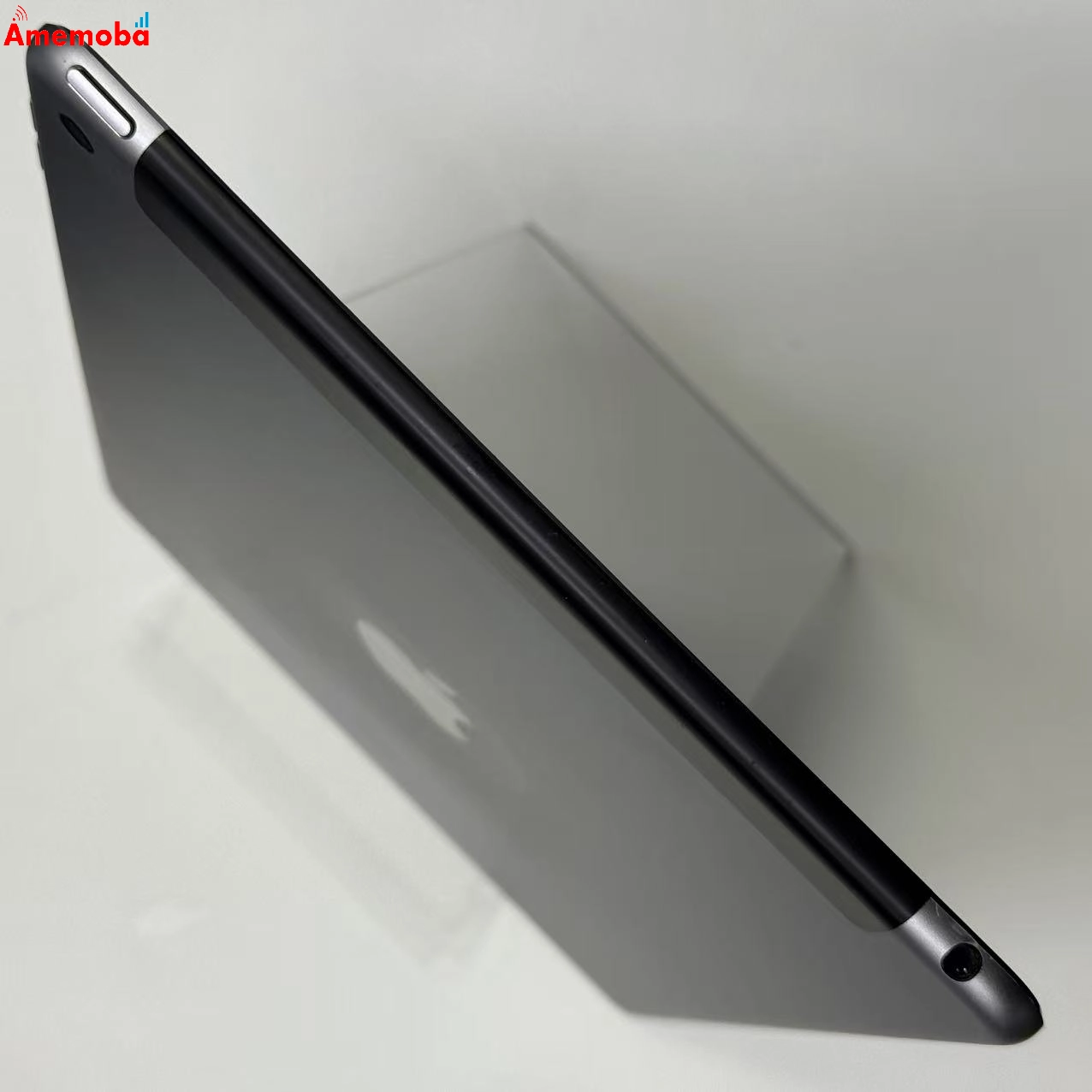 iPad Air 第2世代 Wi-Fi+Cellularモデル 16GB スペースグレイ MGGX2J/A au版