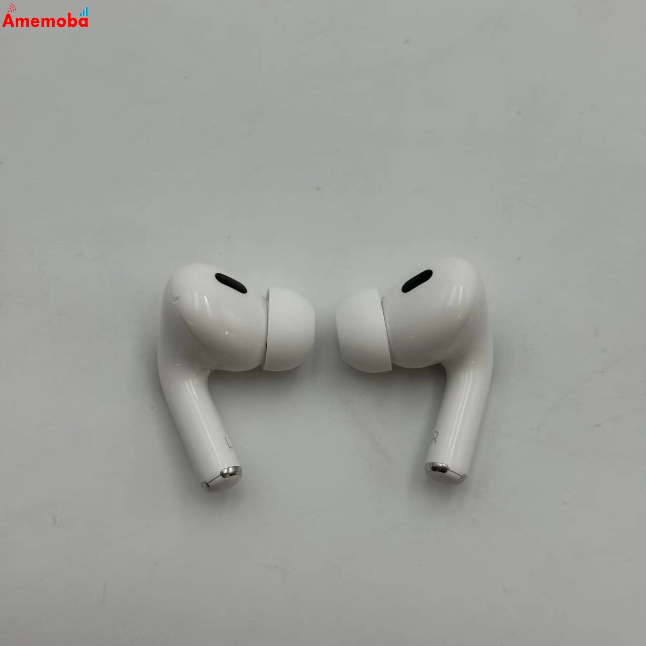 AirPods Pro 第2世代 MagSafe充電ケース(USB-C)付き ホワイト MTJV3J/A