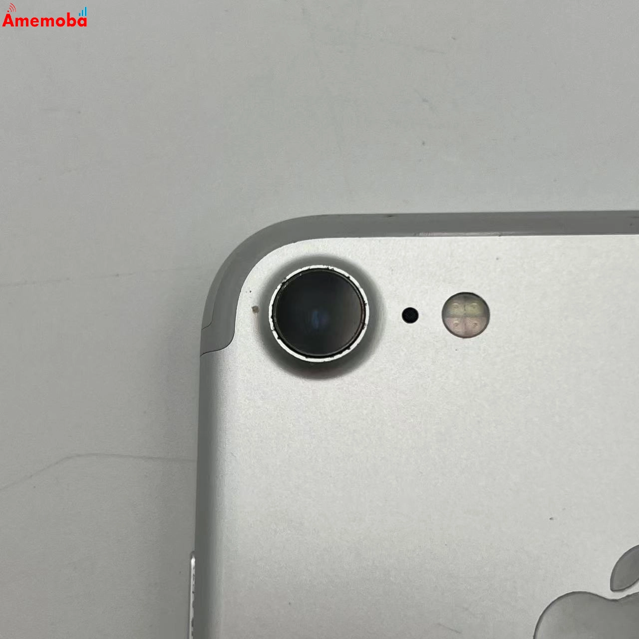 iPhone7 32GB シルバー MNCF2J/A docomo版SIMフリー ジャンク品