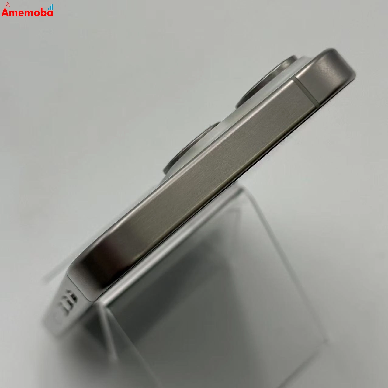 iPhone15 Pro 256GB ホワイトチタニウム MTUD3J/A Apple版SIMフリー 美品