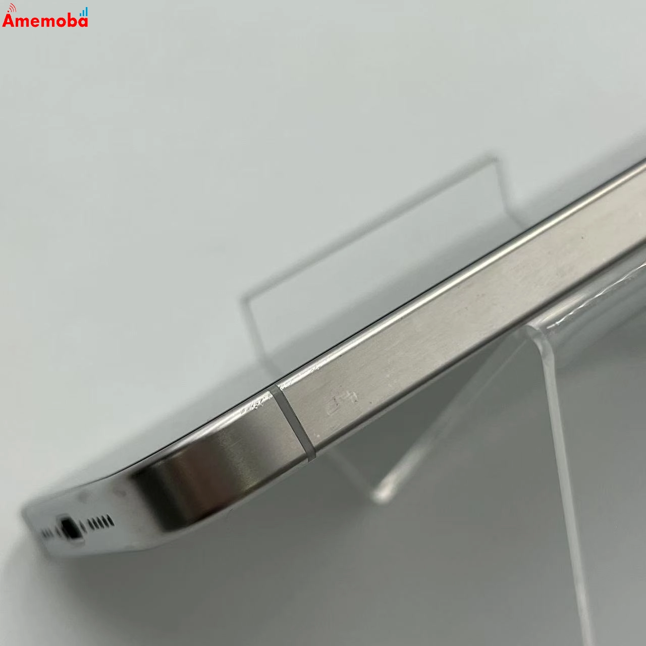 iPhone15 Pro 256GB ホワイトチタニウム MTUD3J/A SIMフリー