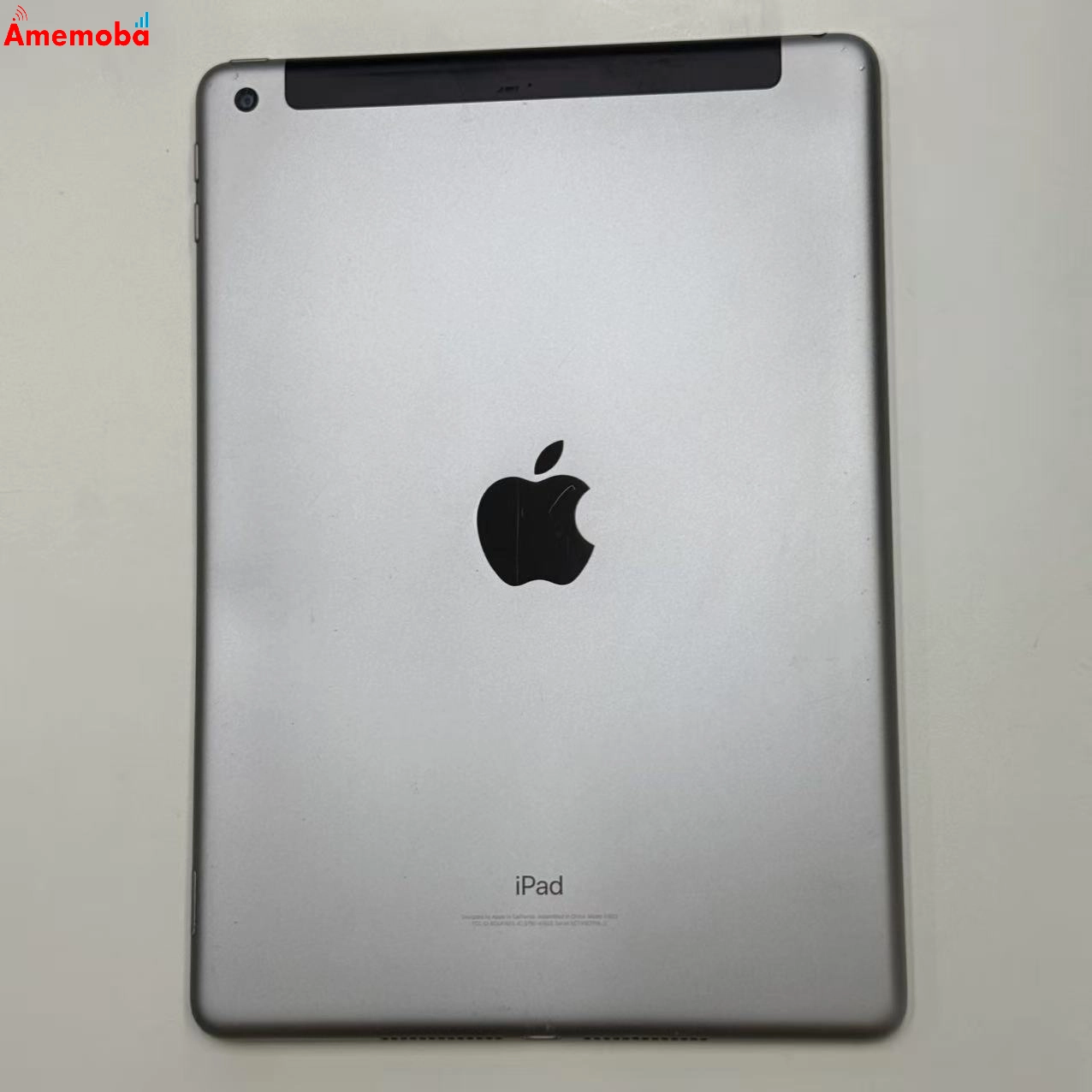 iPad 第5世代 32GB スペースグレイ MP1J2J/A AU版SIMフリー ジャンク品
