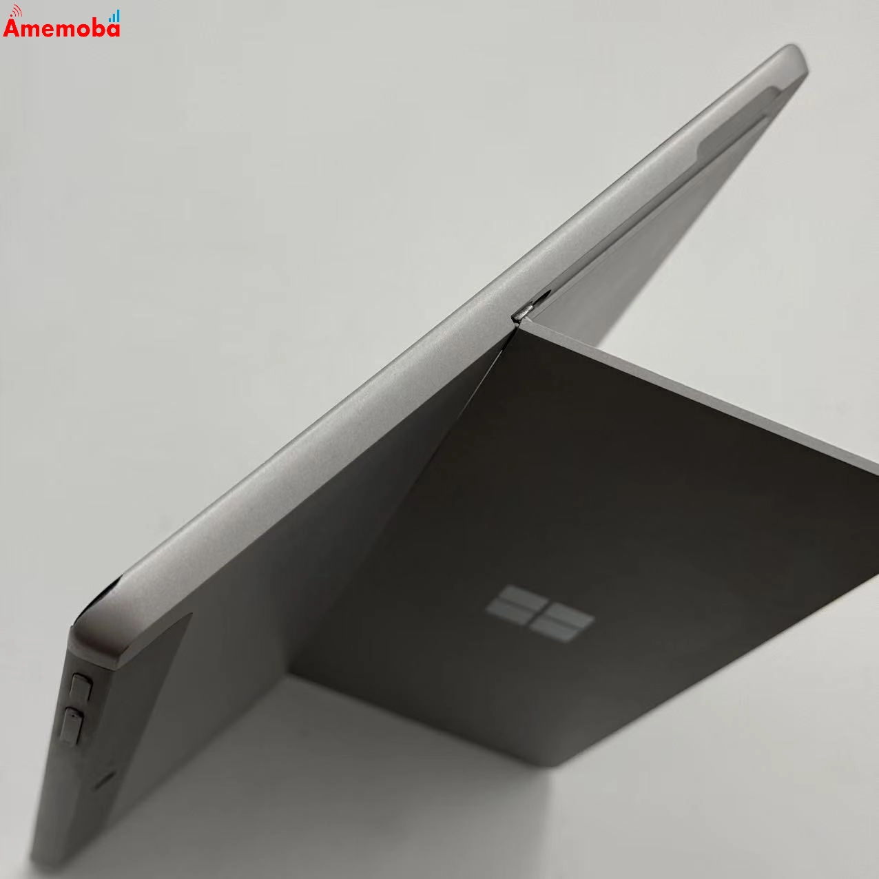 SurfaceGo 第1世代 4GB/64GB プラチナ 1824 4415Y 1.60GHz 1.61GHz ジャンク品