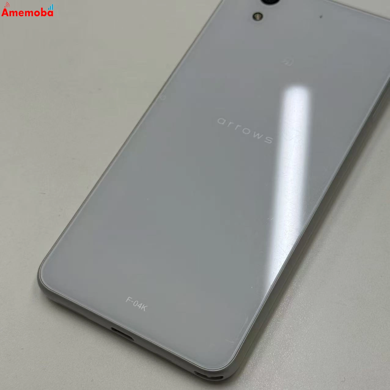arrows Be 32GB F-04K White docomo版SIMフリー