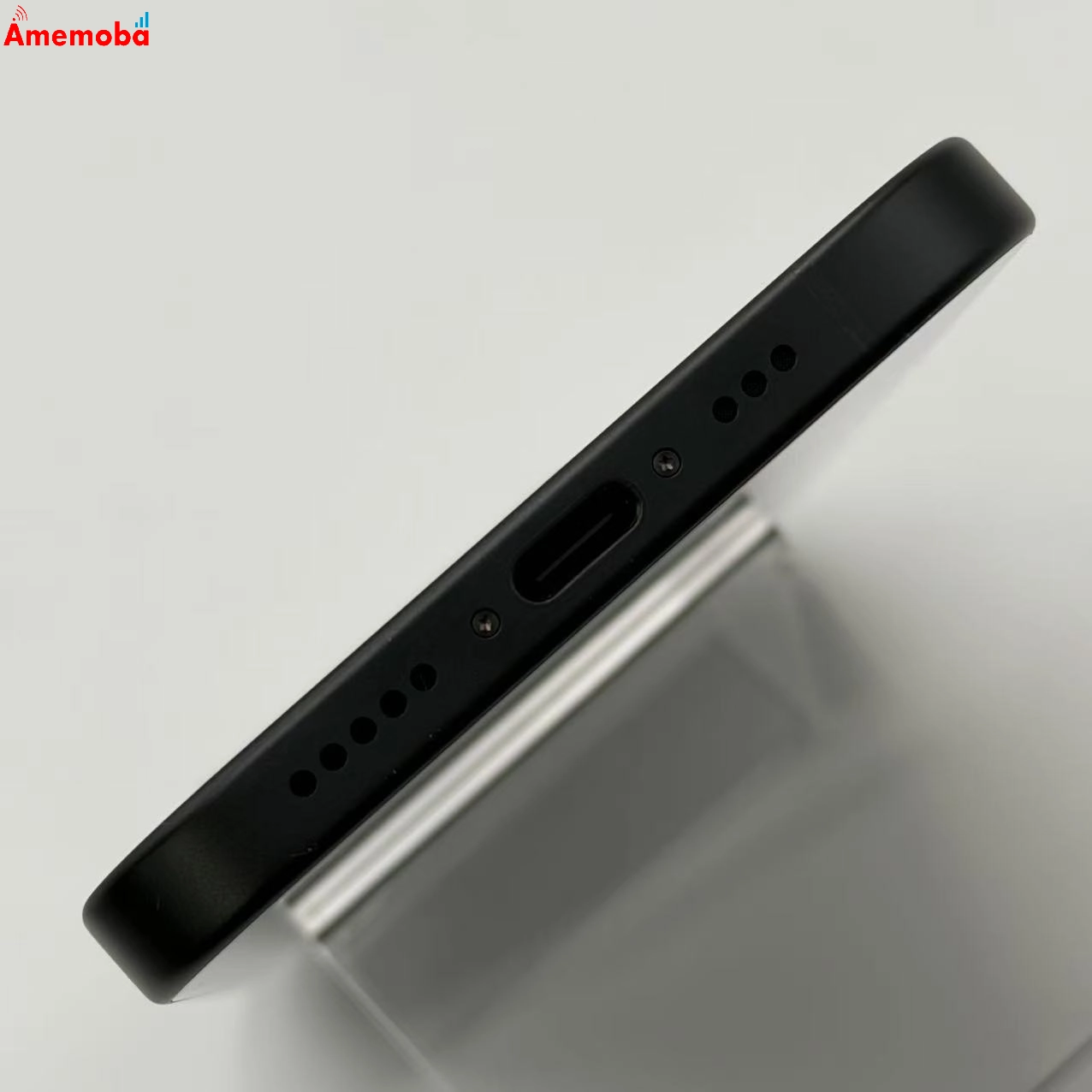 iPhone16 128GB ブラック MYDQ3J/A docomo版SIMフリー 新品同様