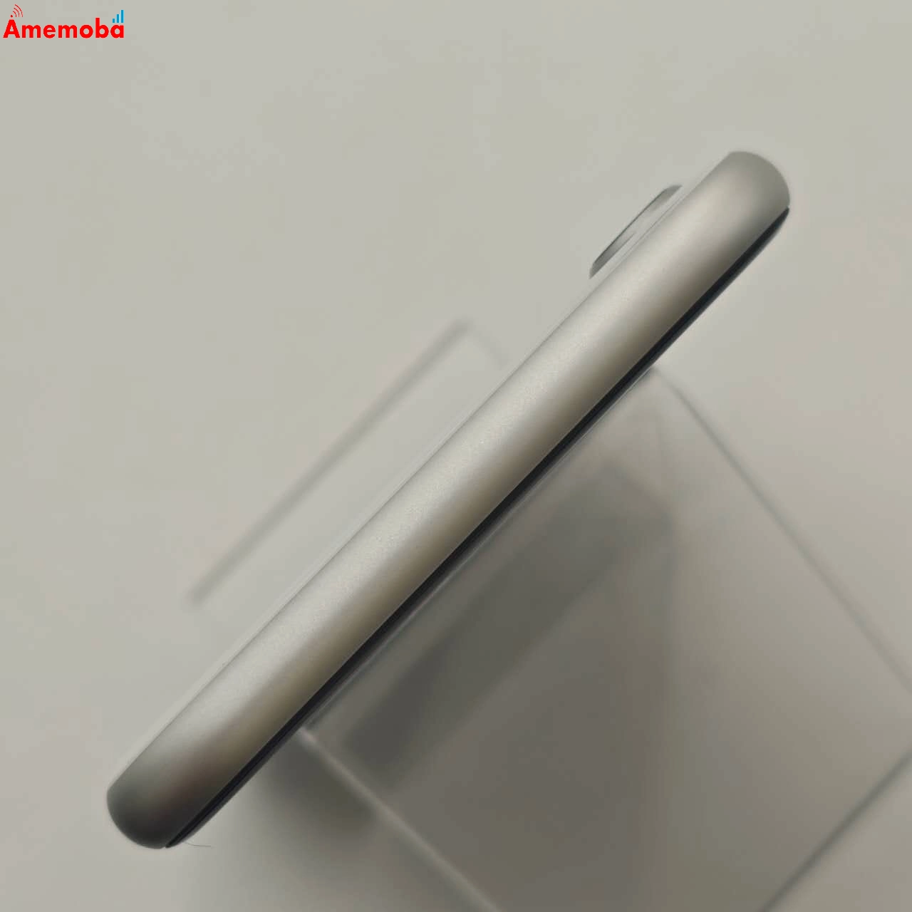 iPhoneSE 第2世代 128GB ホワイト MHGU3J/A docomo版SIMフリー 極美品