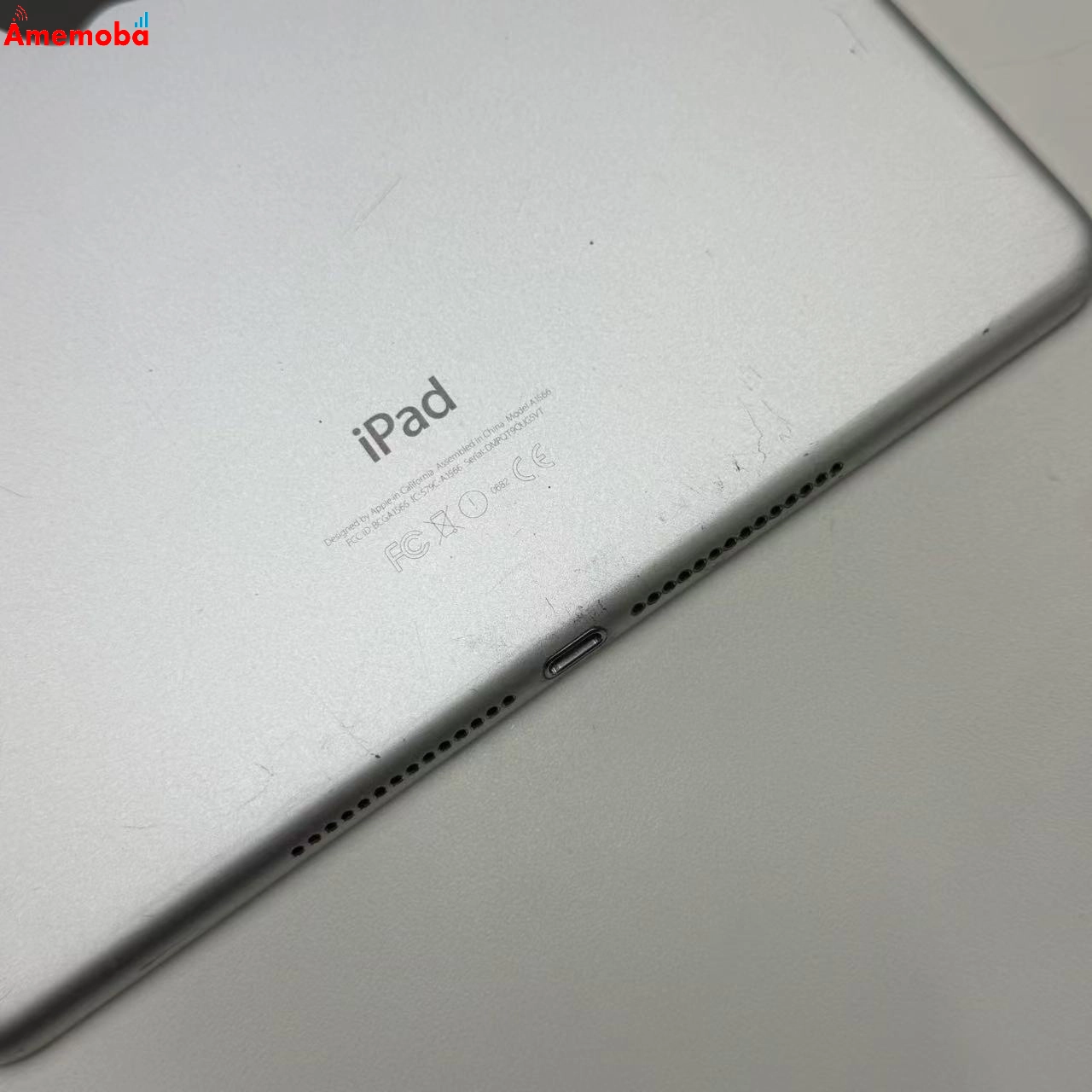 iPad Air 第2世代 Wi-Fiモデル 16GB シルバー MGLW2J/A 訳あり品