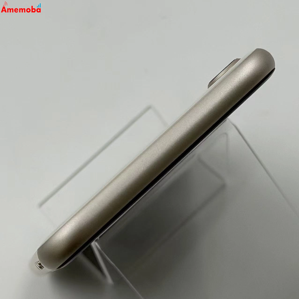 iPhoneSE 第3世代 64GB スターライト MMYD3J/A docomo版SIMフリー 極美品