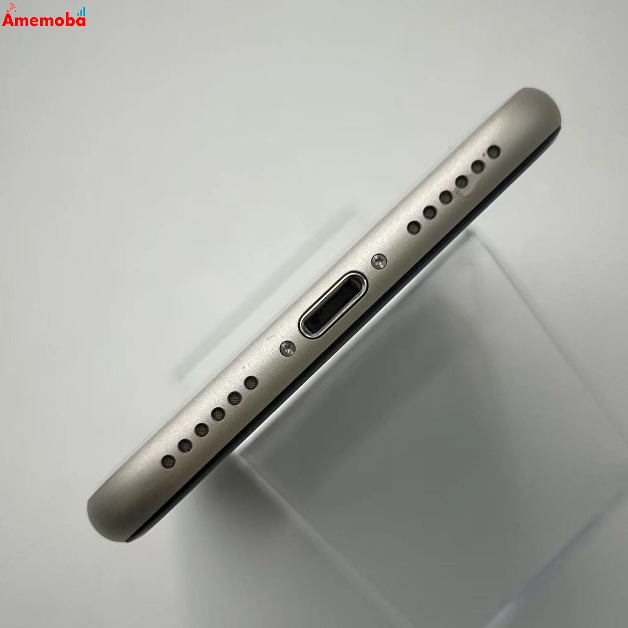 iPhoneSE 第3世代 128GB スターライト MMYG3J/A AU版SIMフリー