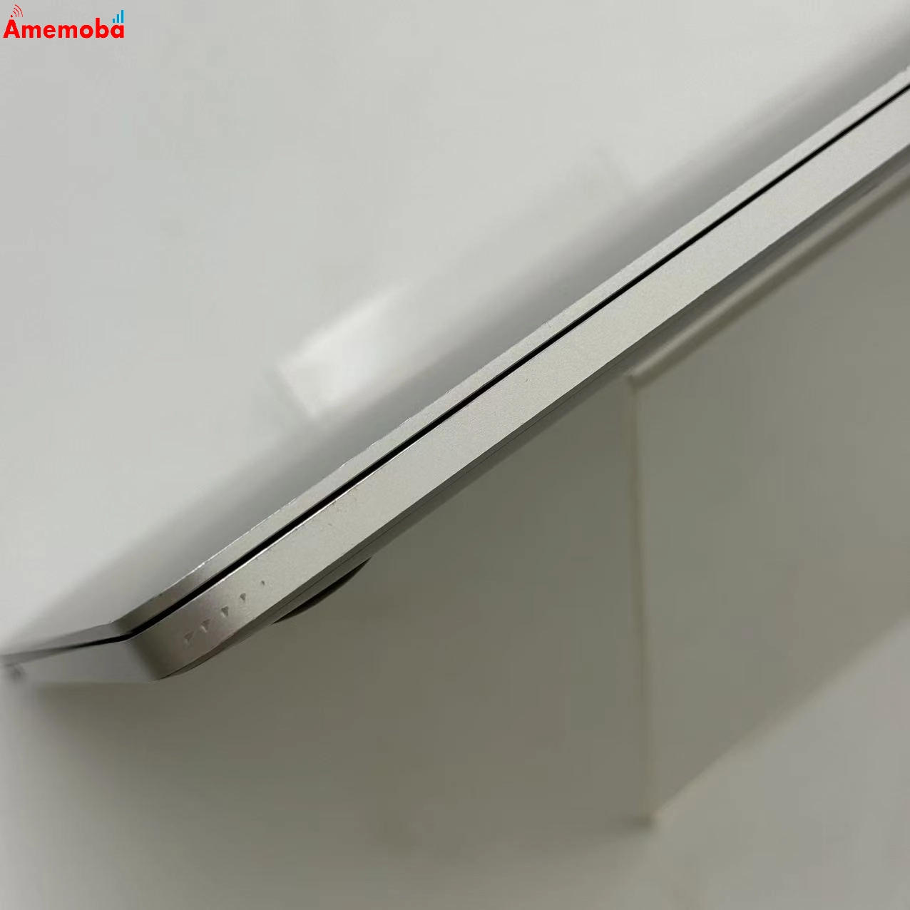 MacBook Pro 13インチ 2017 Thunderbolt 3ポートx4 8GB/256GB シルバー A1706 訳あり品