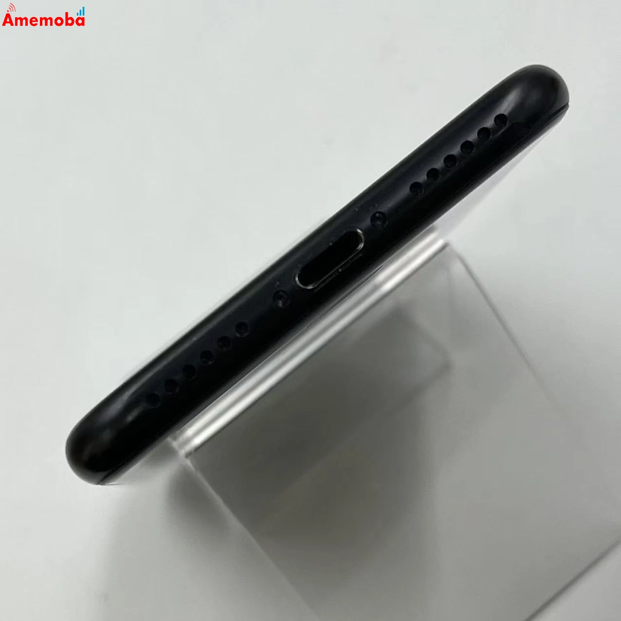 iPhone7 128GB ブラック MNCK2J/A docomo版SIMフリー