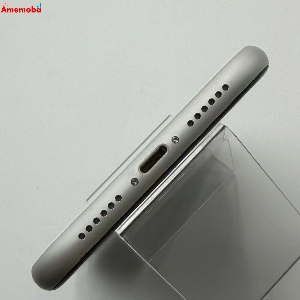 iPhoneXR 64GB ホワイト MT032J/A AU版SIMフリー 美品