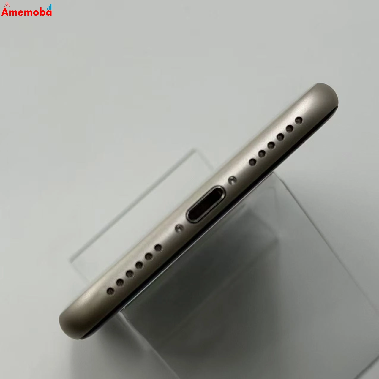 iPhoneSE 第3世代 64GB スターライト MMYD3J/A AU版SIMフリー 美品