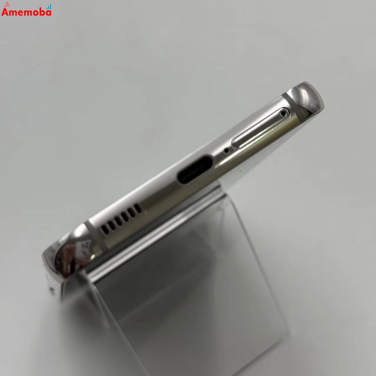 Galaxy S22 8GB/256GB ファントムホワイト SCG13 AU版SIMフリー