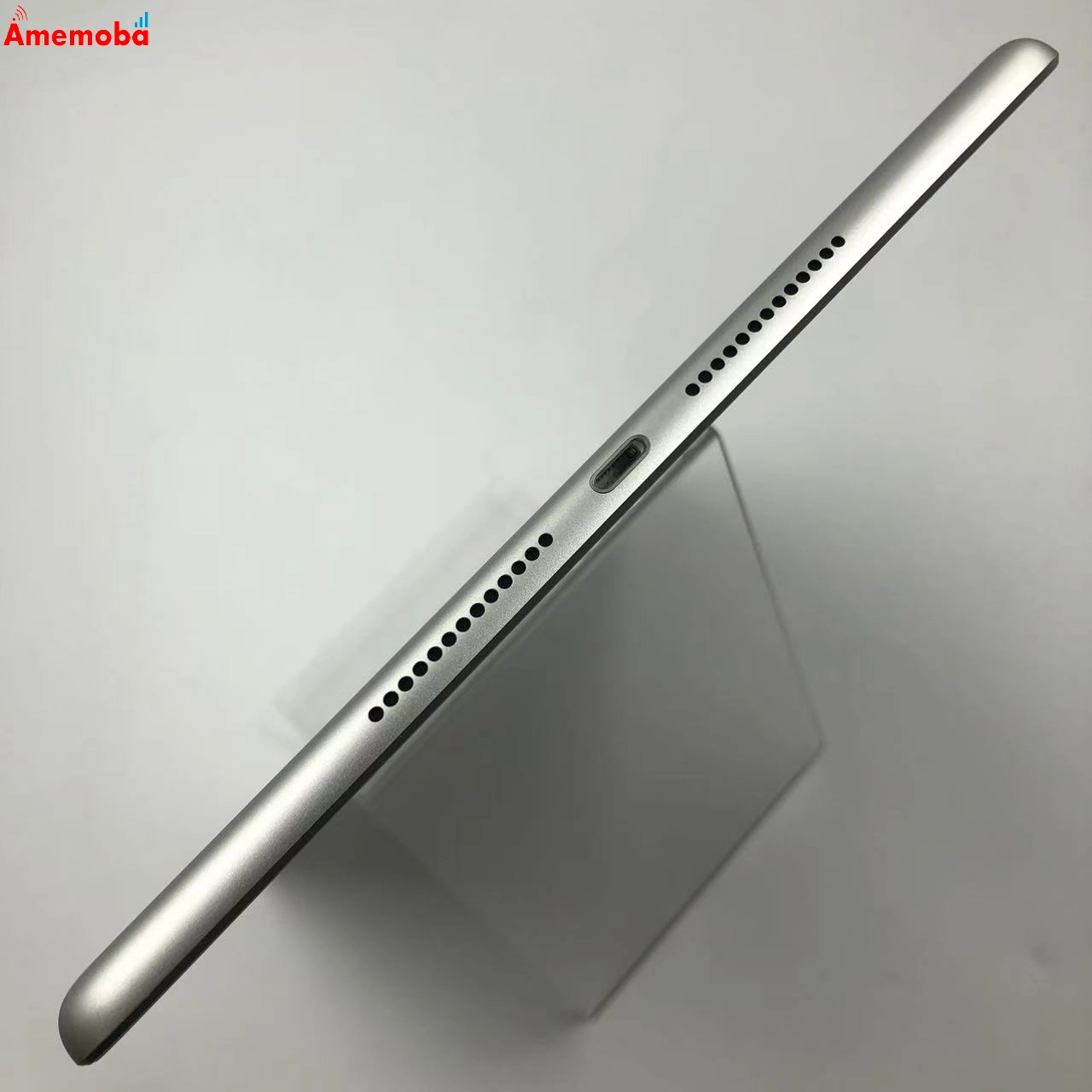 iPad 第7世代 32GB シルバー NW6C2J/A Apple版SIMフリー